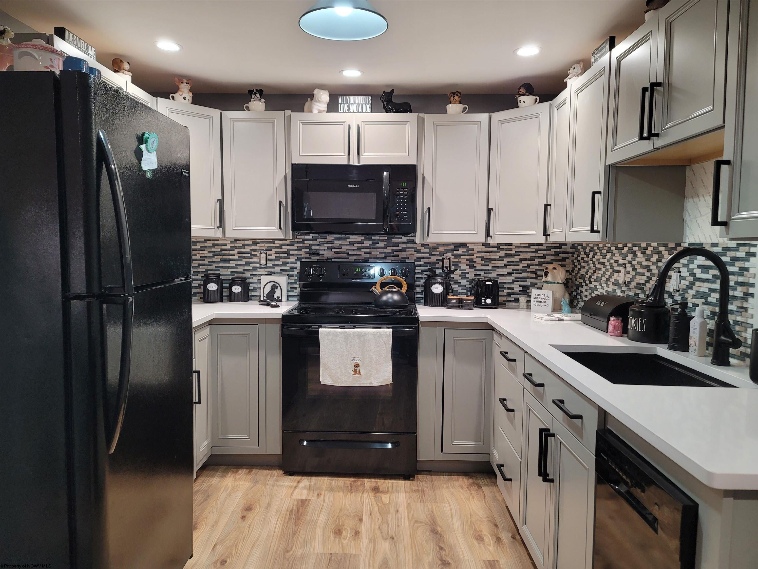 2039 River Road Morgantown, WV 26501 - Photo 5 of 16 Gallery Image 5