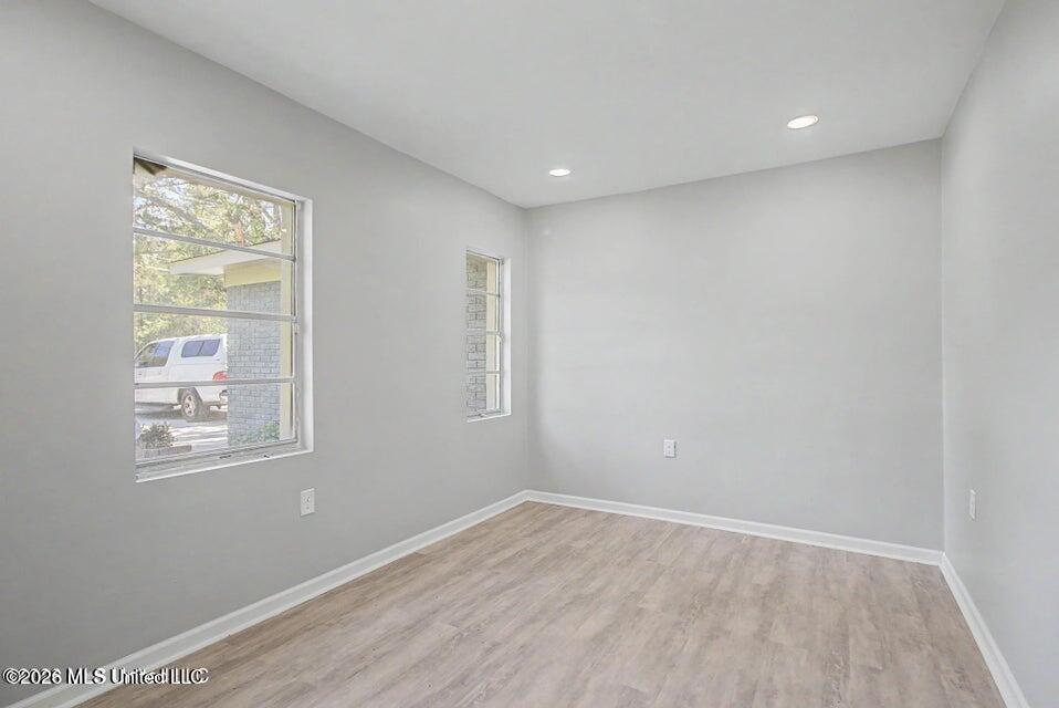 9424 Daisy Vestry Road, Unit 2 Biloxi, MS 39532 - Photo 10 of 14 20260514040440144045000000-o