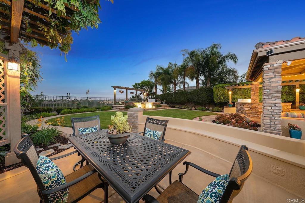 1254 Mariposa Road Carlsbad, CA 92011 - Photo 15 of 31