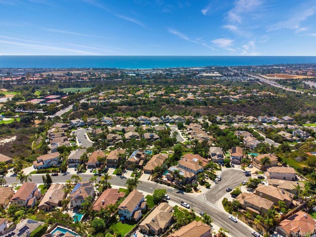 1254 Mariposa Road Carlsbad, CA 92011 - Photo 20 of 31