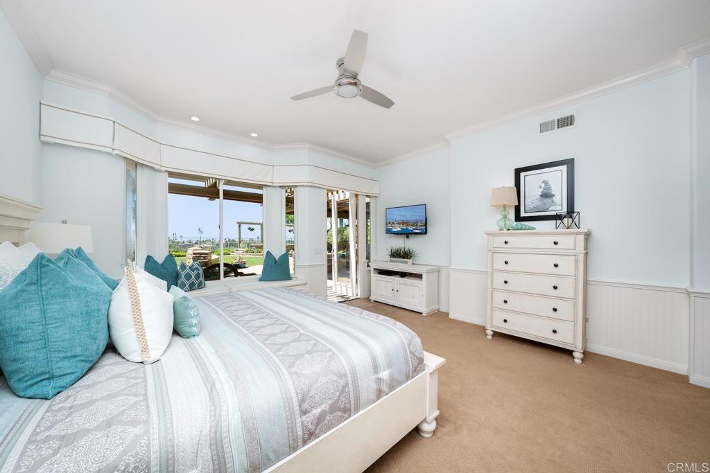 1254 Mariposa Road Carlsbad, CA 92011 - Photo 23 of 31