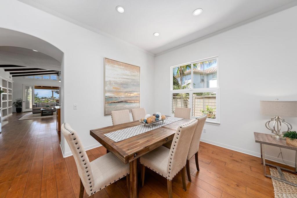 1254 Mariposa Road Carlsbad, CA 92011 - Photo 4 of 31