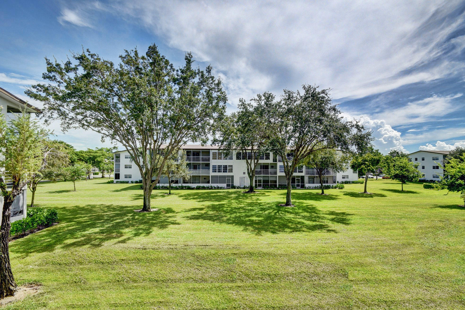 22 Mansfield B, Unit 22 Boca Raton, FL 33434 - Photo 3 of 19 18_dsc_8899_900_901_902_903