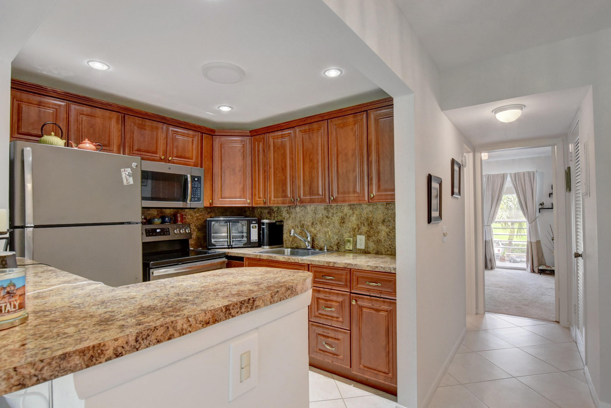 22 Mansfield B, Unit 22 Boca Raton, FL 33434 - Photo 9 of 19 07_dsc_5664_5_6_7_8