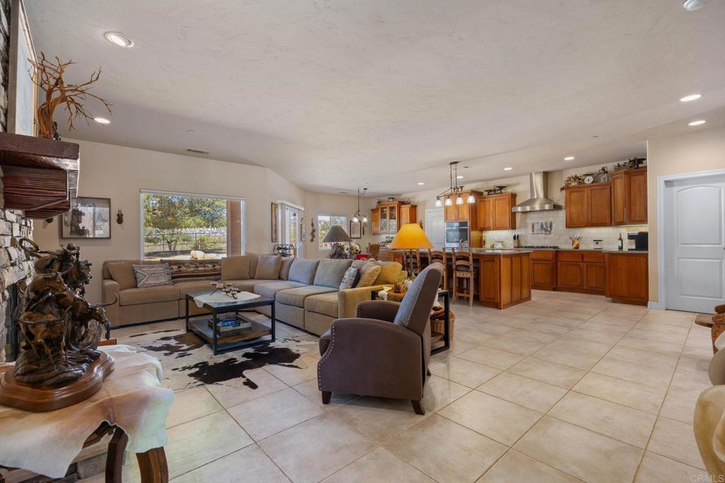 10204 Mt Olympus Valley Road Fallbrook, CA 92028 - Photo 12 of 59