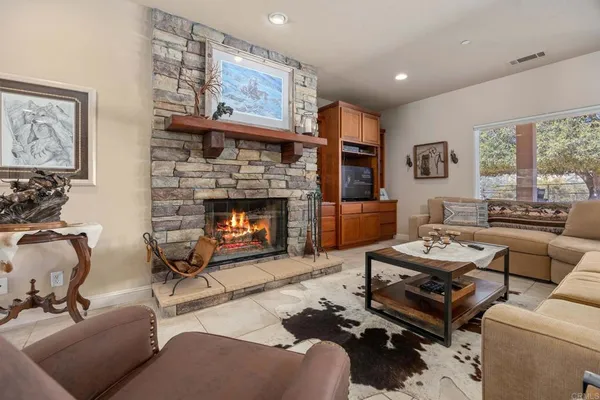 $1,350,000 | 10204 Mt Olympus Valley Road, Fallbrook, CA 92028