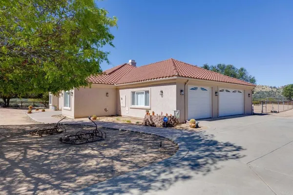 $1,350,000 | 10204 Mt Olympus Valley Road, Fallbrook, CA 92028