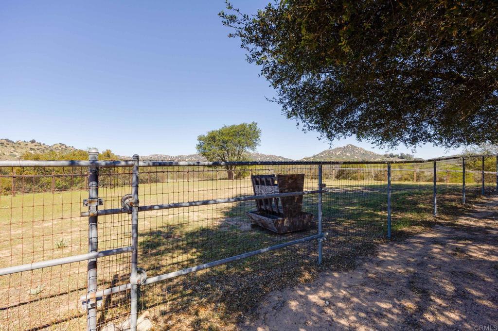 10204 Mt Olympus Valley Road Fallbrook, CA 92028 - Photo 36 of 59