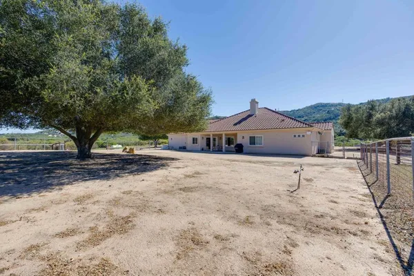 $1,350,000 | 10204 Mt Olympus Valley Road, Fallbrook, CA 92028