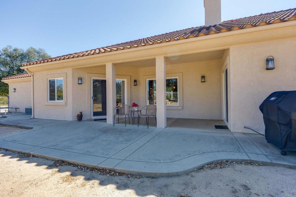 10204 Mt Olympus Valley Road Fallbrook, CA 92028 - Photo 38 of 59 a view of a white building