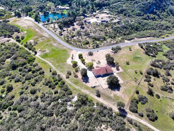$1,350,000 | 10204 Mt Olympus Valley Road, Fallbrook, CA 92028