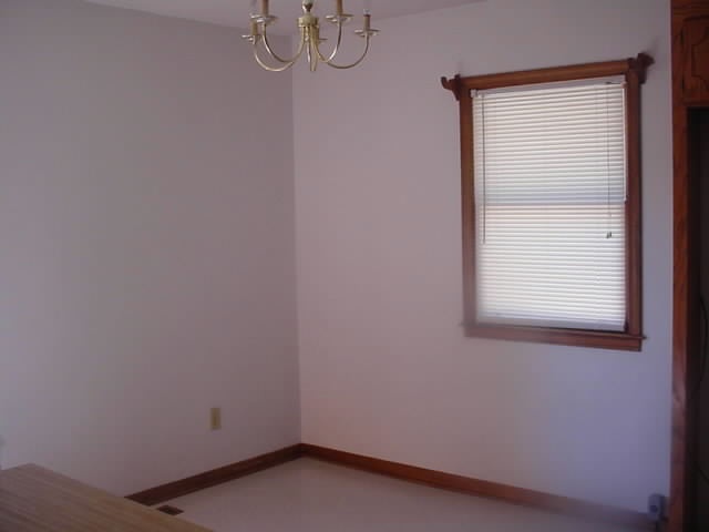 65 Mahaffey Road Gray Court, SC 29645 - Photo 5 of 11