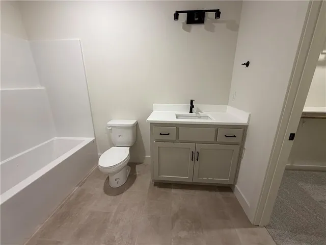 $674,000 | 8203 Northwest 89th Terrace, Kansas City, MO 64153