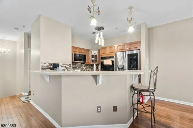 $3,600 | 159 George Russell Way, Clifton, NJ 07013