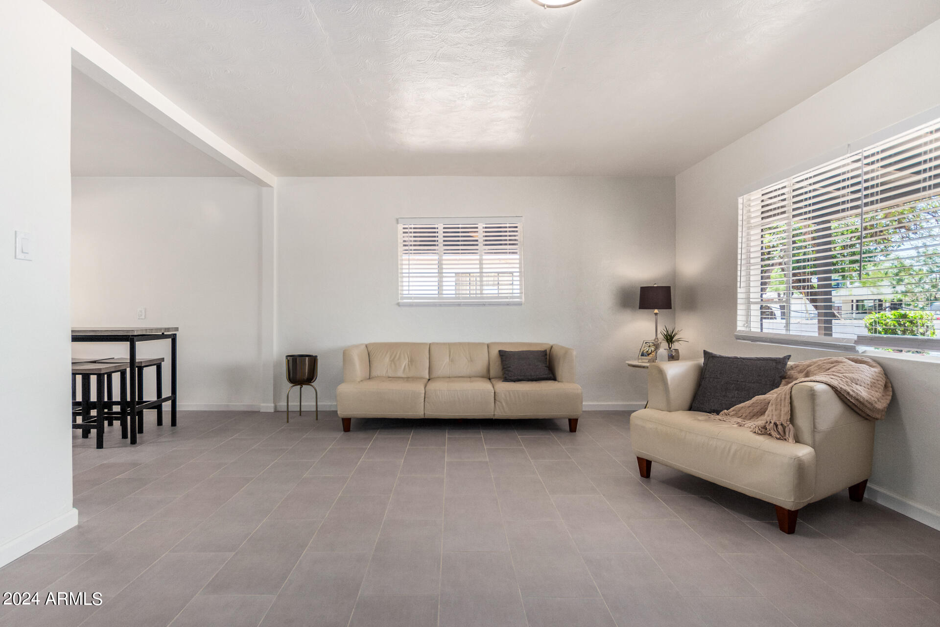 3532 East Cheery Lynn Road Phoenix, AZ 85018 - Photo 12 of 33 11 - Cherry Lynn