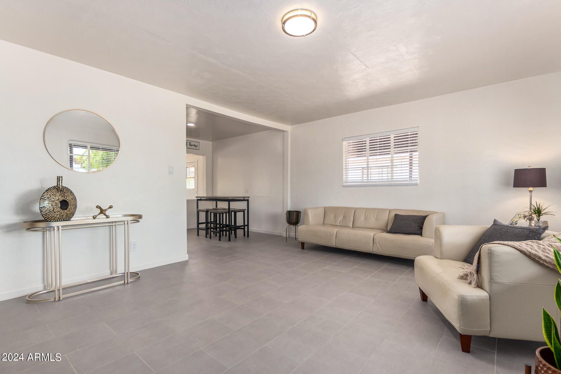 3532 East Cheery Lynn Road Phoenix, AZ 85018 - Photo 13 of 33 12 - Cherry Lynn