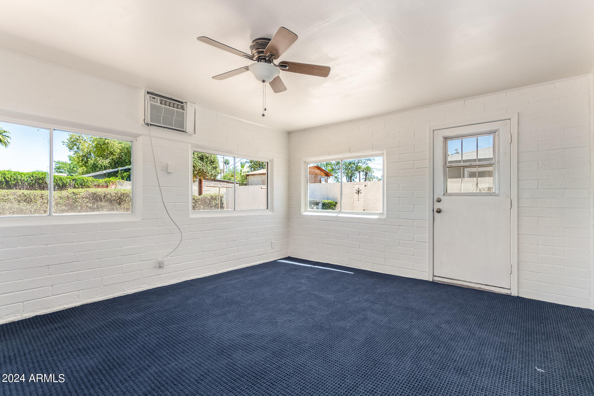 3532 East Cheery Lynn Road Phoenix, AZ 85018 - Photo 18 of 33 17 - Cherry Lynn