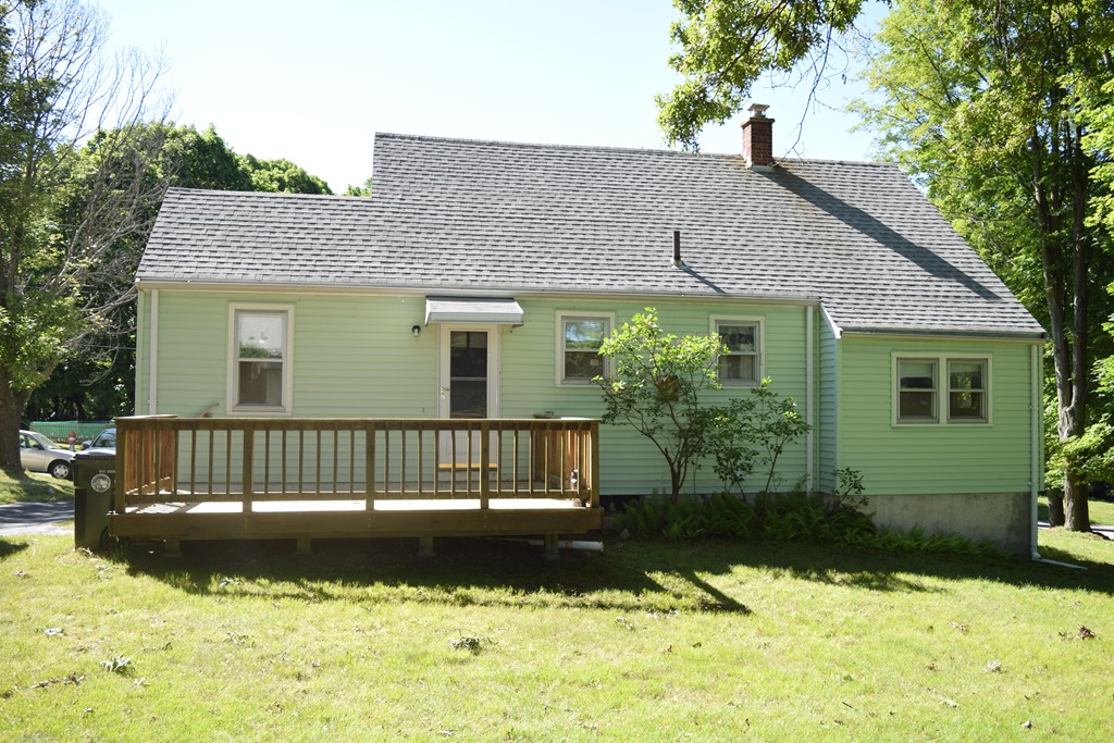 154 Kings Grant Road Marlborough, MA 01752 - Photo 13 of 16 Gallery Image 13
