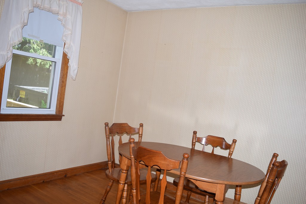 154 Kings Grant Road Marlborough, MA 01752 - Photo 7 of 16 Gallery Image 7