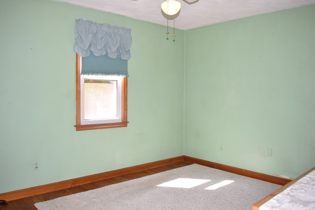 154 Kings Grant Road Marlborough, MA 01752 - Photo 8 of 16 Gallery Image 8