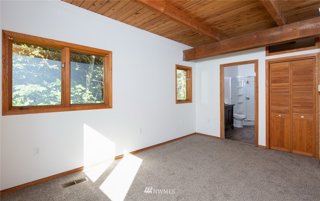 4764 Mission Road Bellingham, WA 98226 - Photo 14 of 25