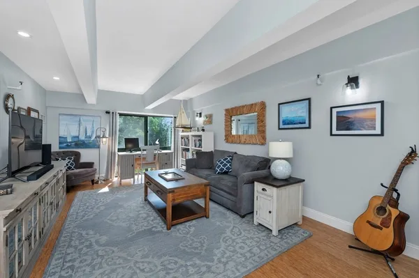 $799,000 | 42 8th Street, Unit 3410, Boston, MA 02129