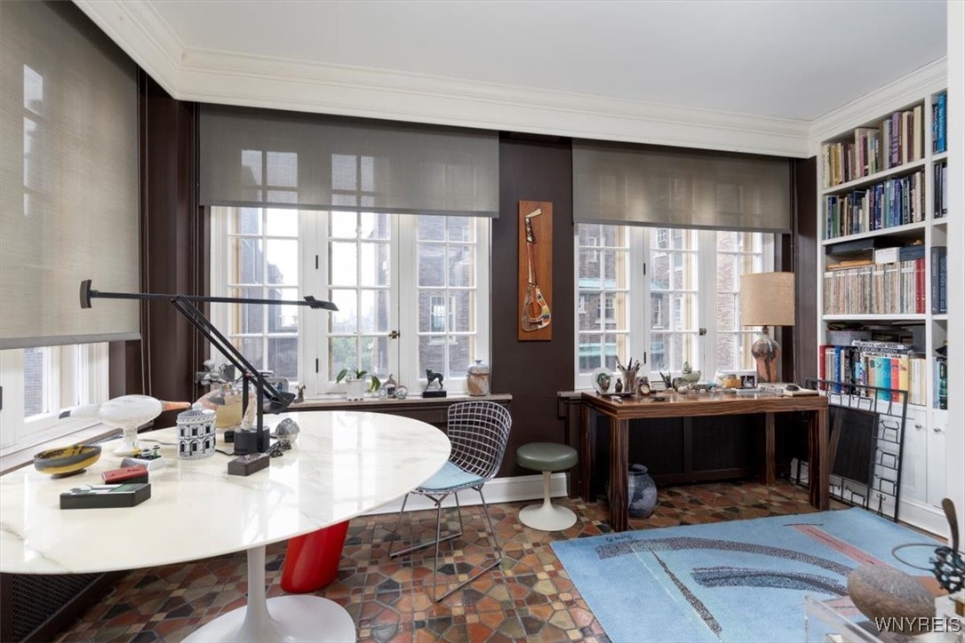 925 Delaware Avenue Buffalo, NY 14209 - Photo 19 of 28 Sitting Room