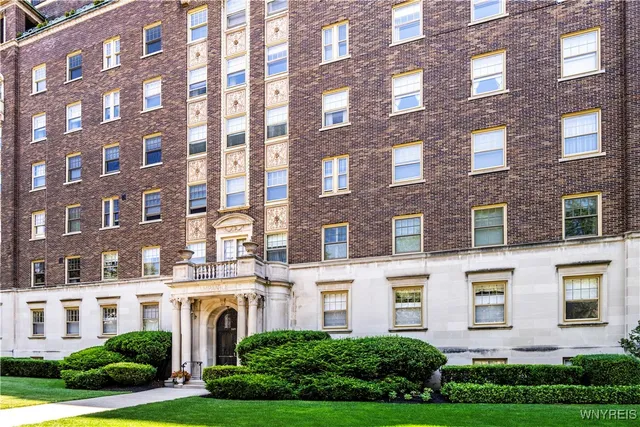 $439,900 | 925 Delaware Avenue, Buffalo, NY 14209