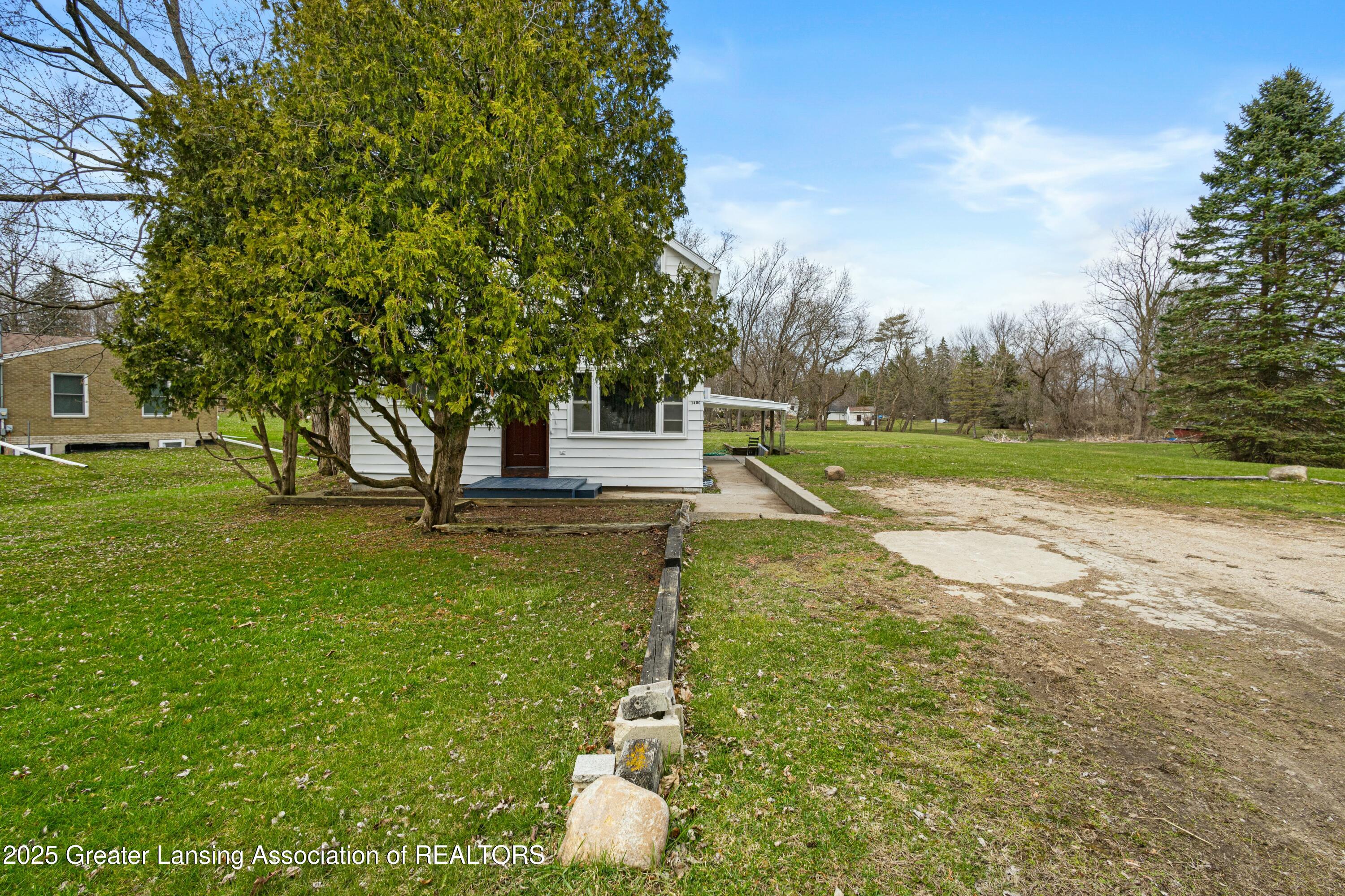 1400 West Valley Road Lansing, MI 48906 - Photo 57 of 58 tempImageC8LvI7