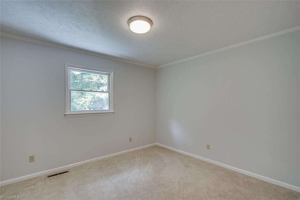 555 Edgewood Road Asheboro, NC 27205 - Photo 22 of 29 Gallery Image 22