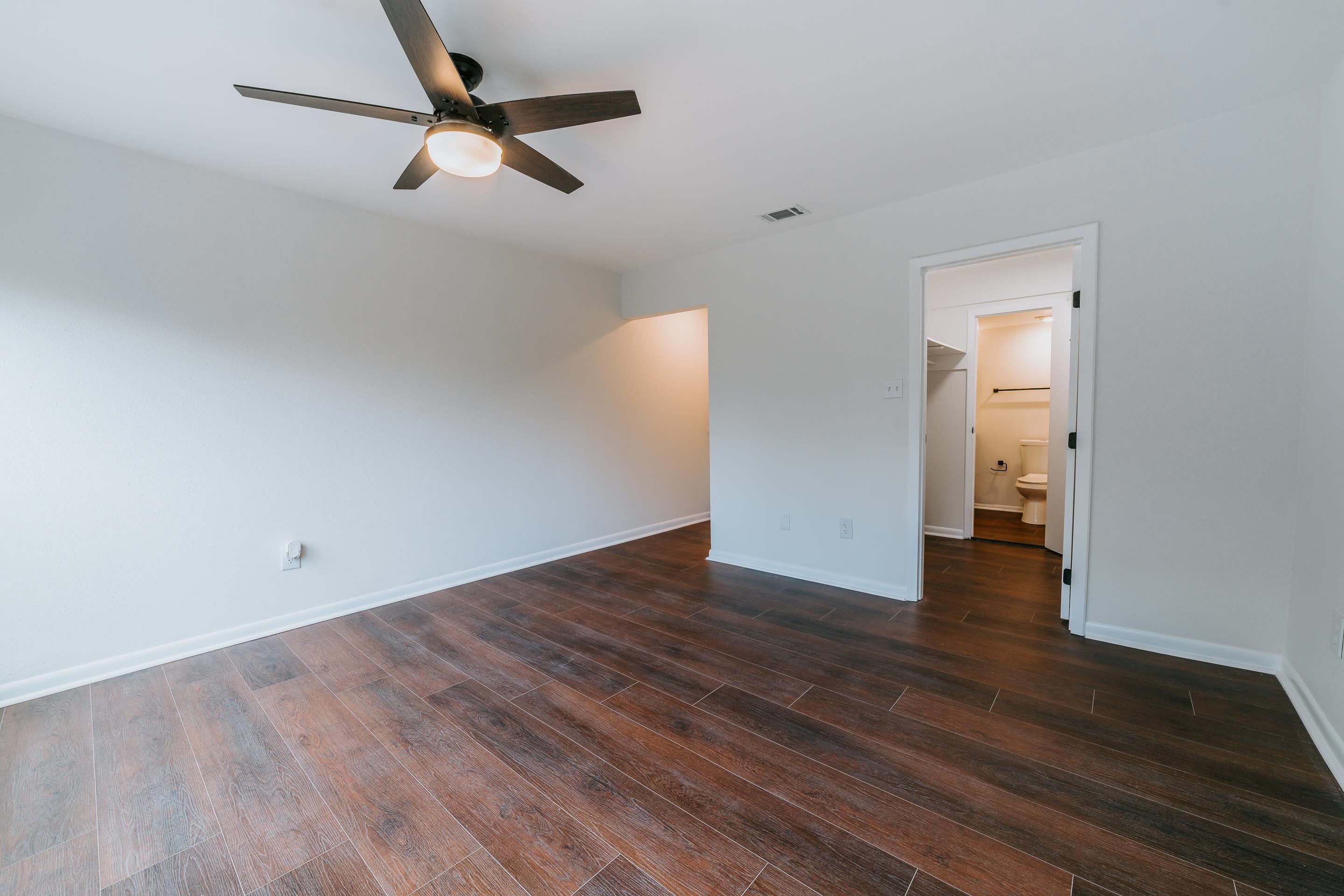 710 South Mobile Street, Unit 17 Fairhope, AL 36532 - Photo 26 of 31
