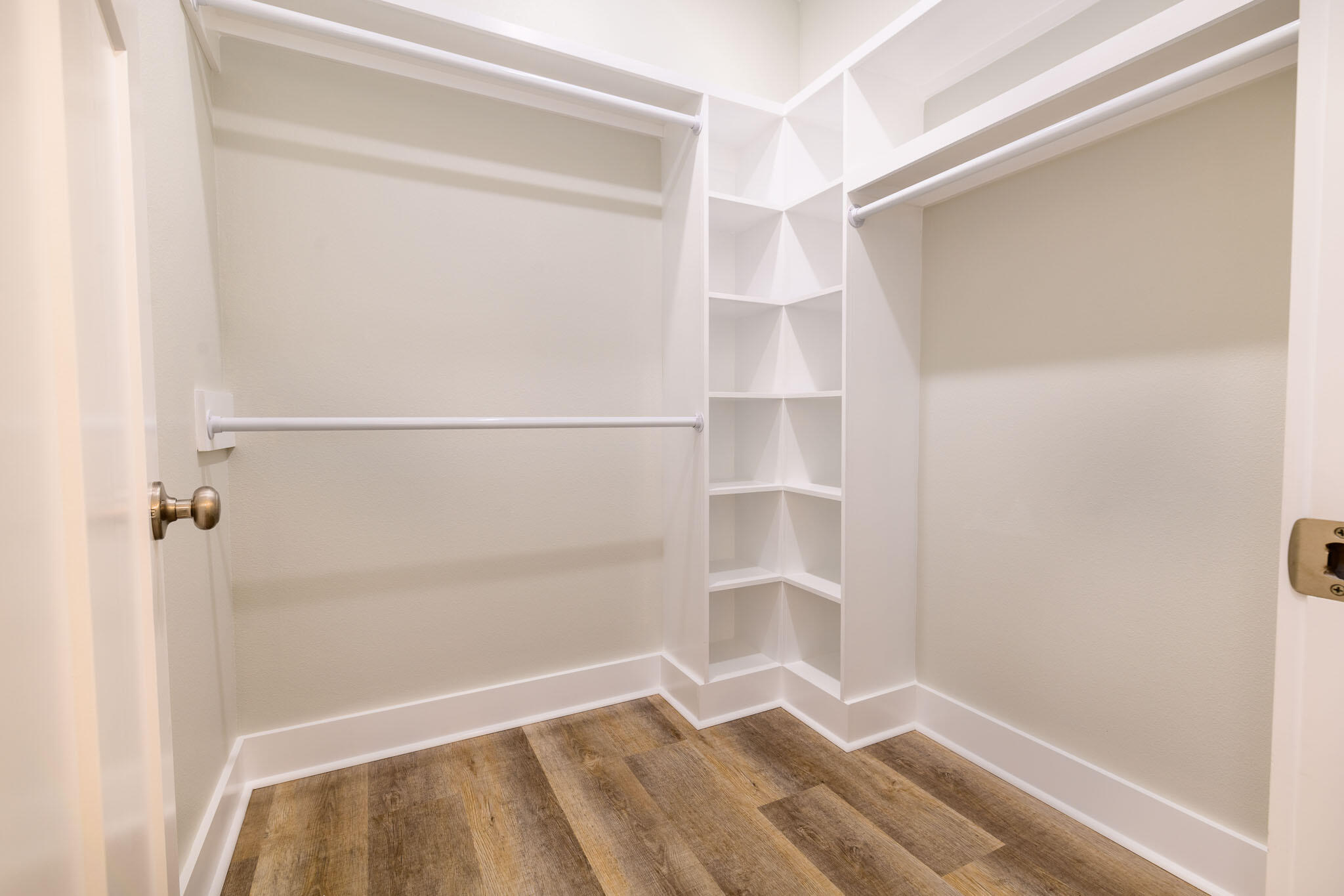 107 Clearing Way Valparaiso, FL 32580 - Photo 19 of 22 a view of a walk in closet