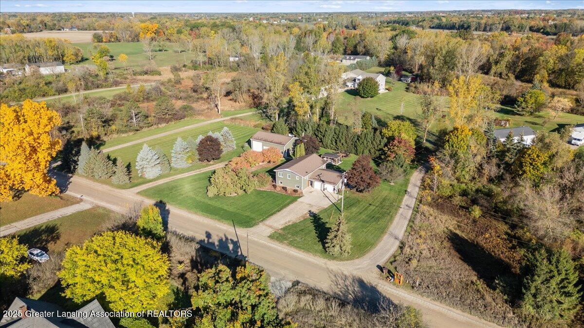 10829 Peake Road Portland, MI 48875 - Photo 5 of 56 03-Media Jett - 01