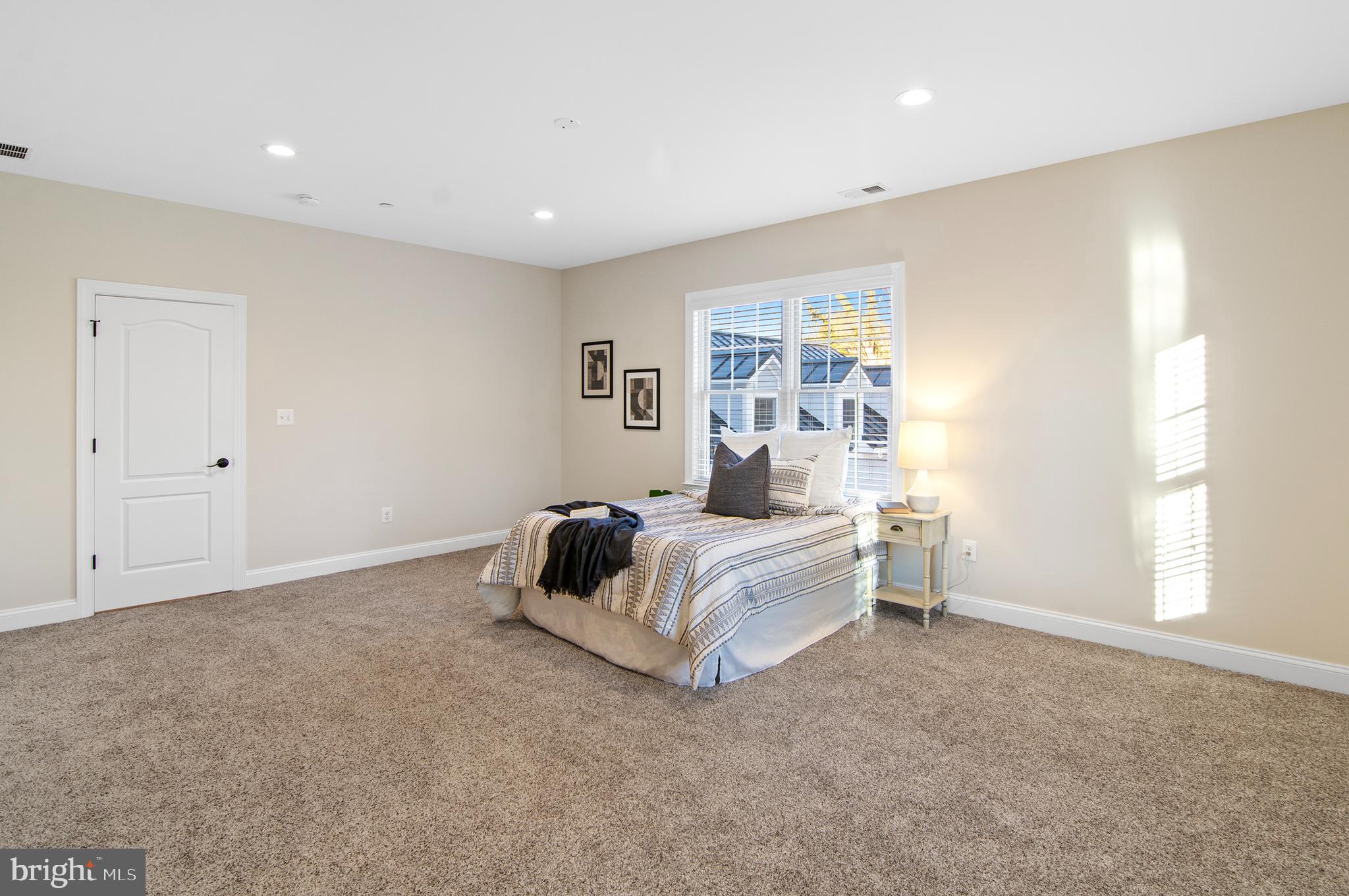 5715 Roland Avenue Baltimore, MD 21210 - Photo 34 of 60