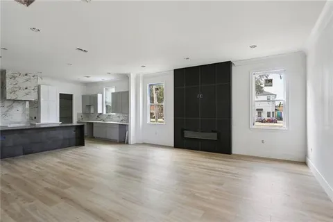 $415,000 | 2406 Prentiss Avenue, New Orleans, LA 70122