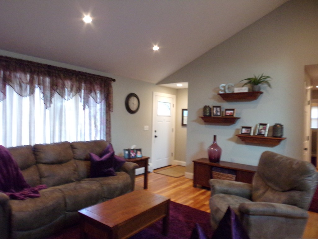 84 Peckham Road Acushnet, MA 02743 - Photo 10 of 23 Gallery Image 10