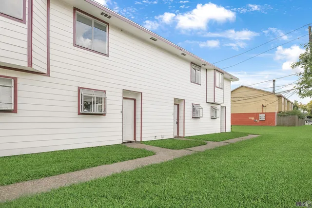 $800 | 1736 Jade Avenue, Unit C, Baton Rouge, LA 70810