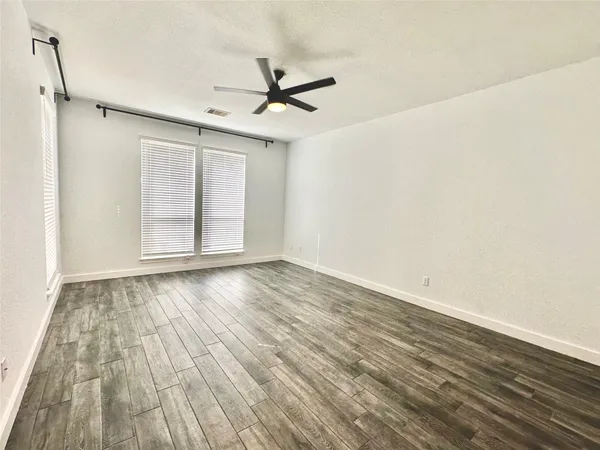 $2,850 | 901 Bethpage Drive, Hutto, TX 78634