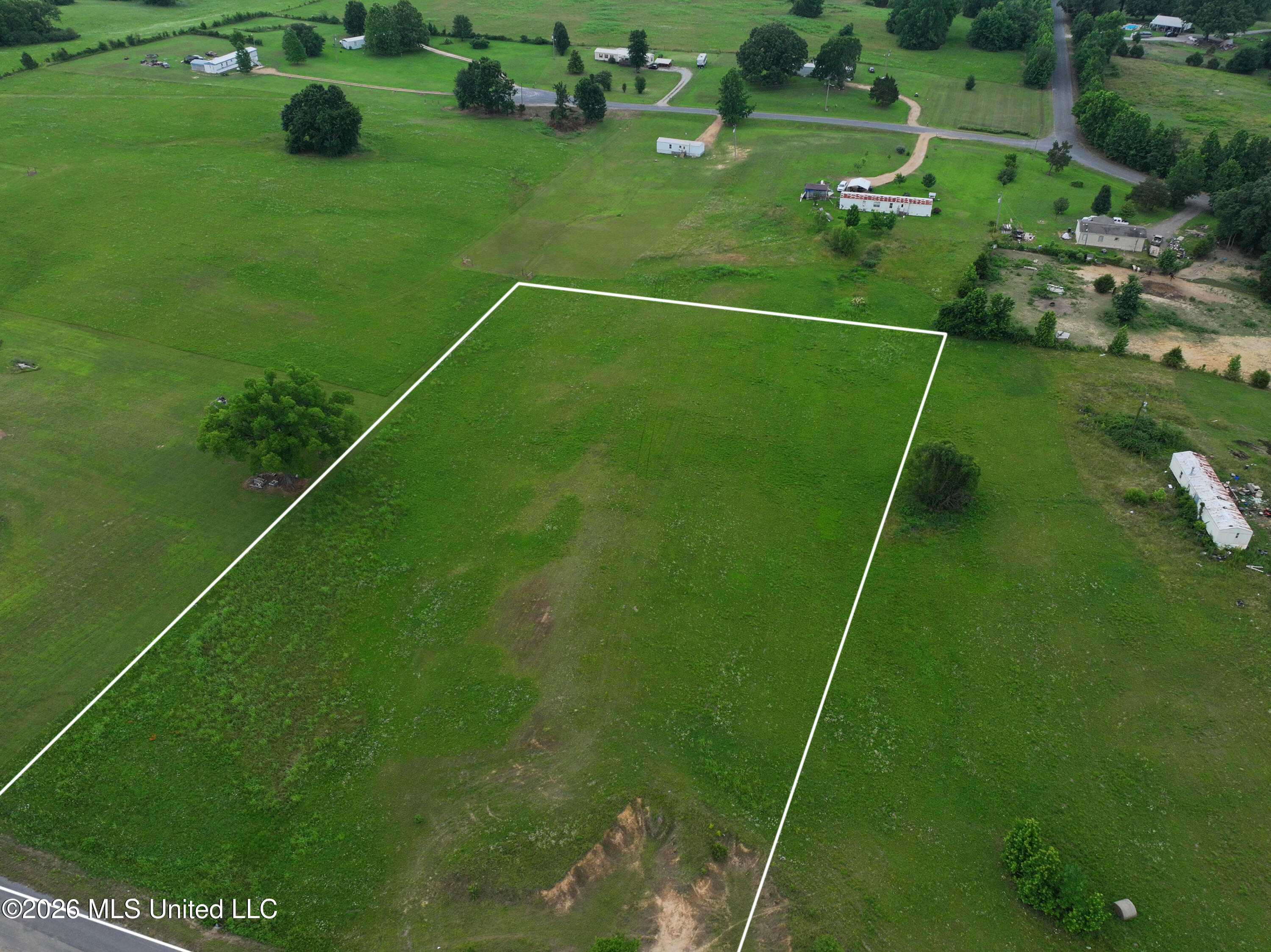 428 Cherry Tree Lane Coldwater, MS 38618 - Photo 8 of 14 PIC 8