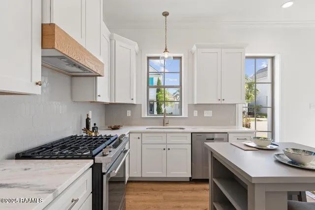 $169,850 | 315 Sandstone Avenue, Unit 206, Scott, LA 70583