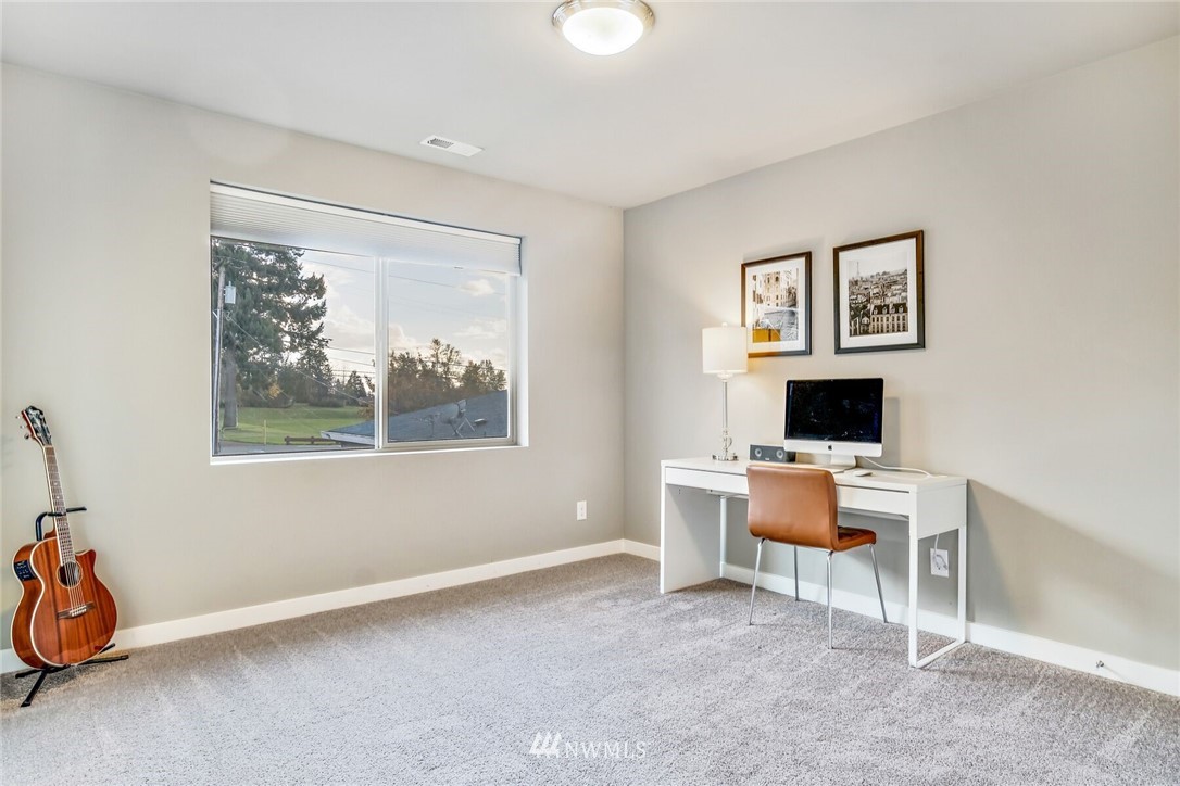 712 South 23rd Street Renton, WA 98055 - Photo 18 of 25