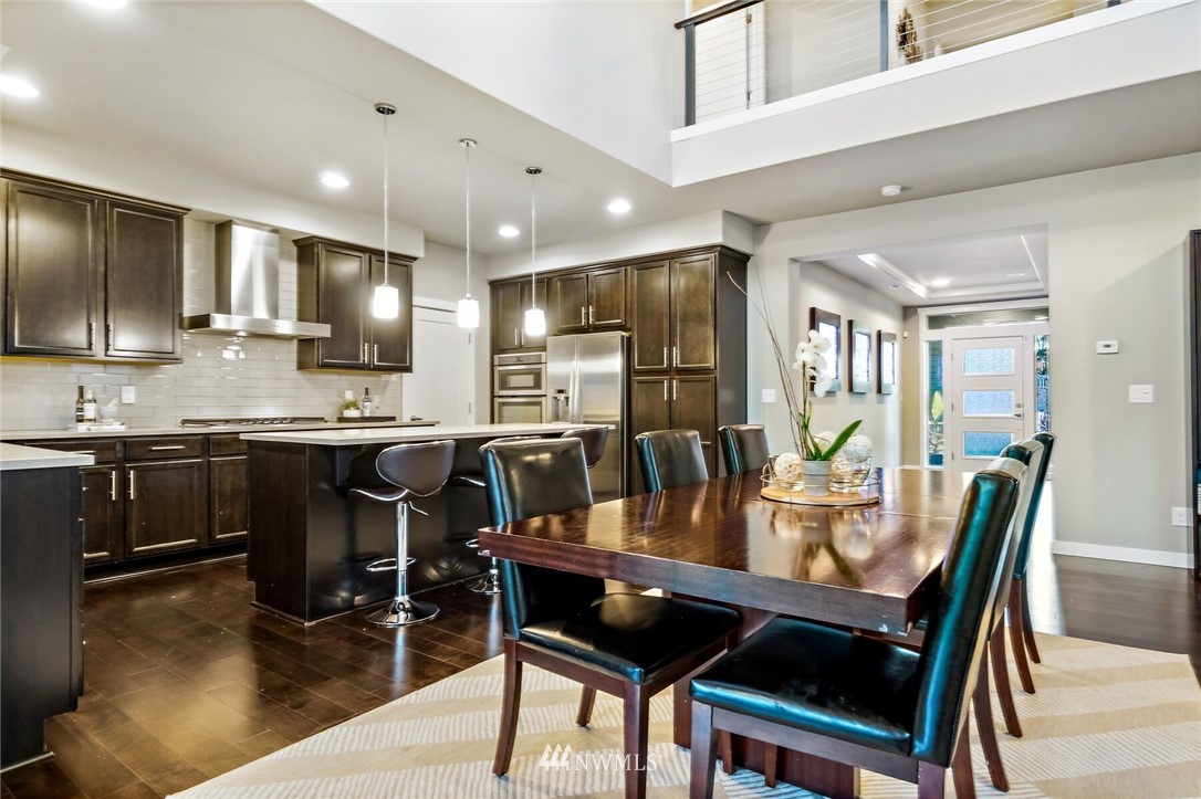 712 South 23rd Street Renton, WA 98055 - Photo 4 of 25