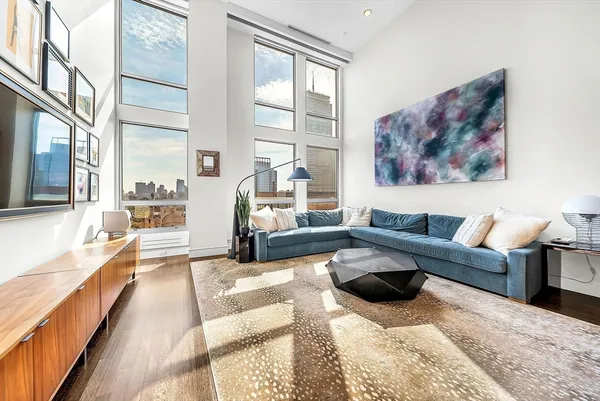 $2,290,000 | 360 Newbury Street, Unit PH807, Boston, MA 02115