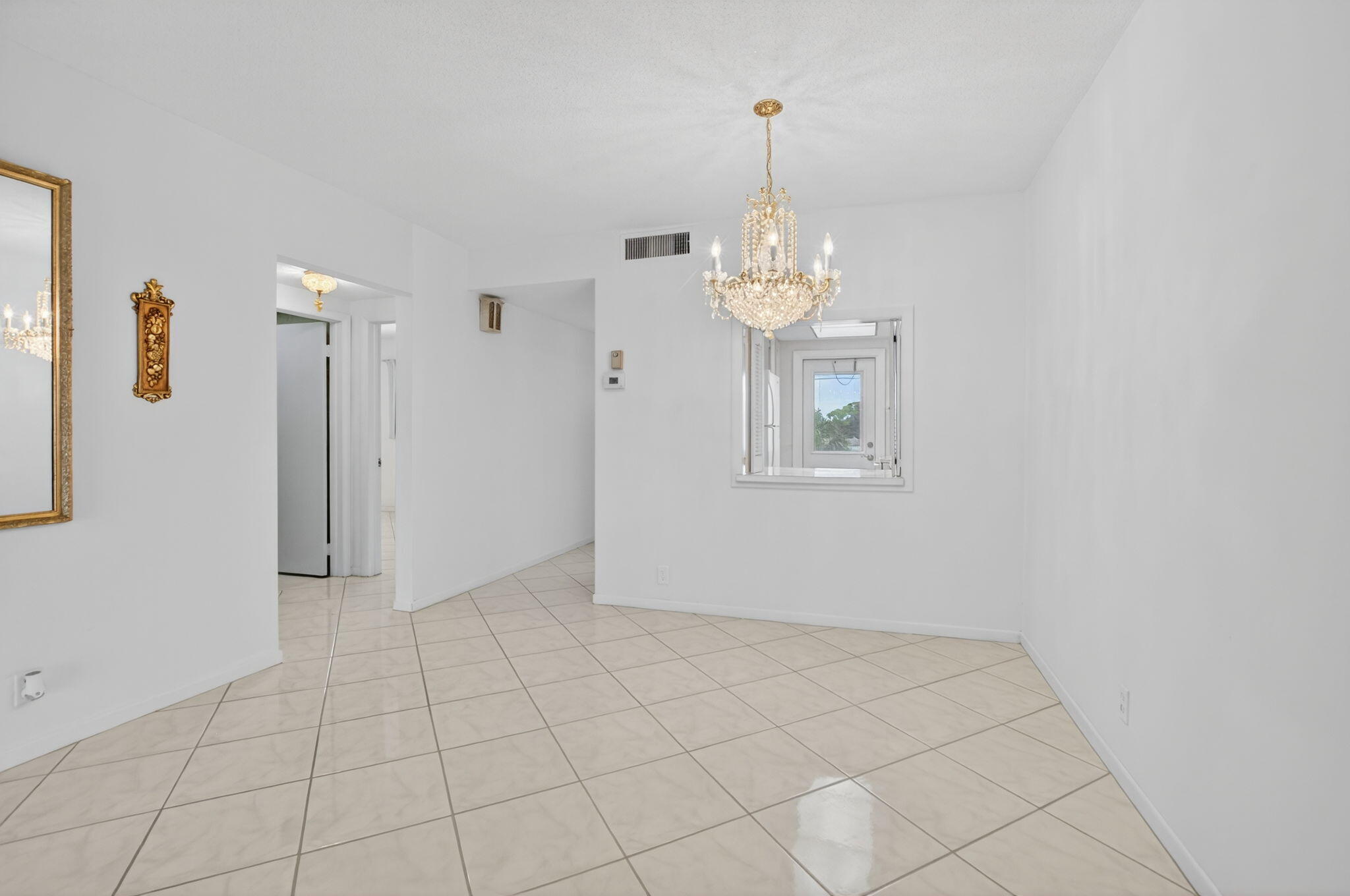 300 Northeast 20th Street, Unit 8060 Boca Raton, FL 33431 - Photo 6 of 32 6-web-or-mls-DSC_0386
