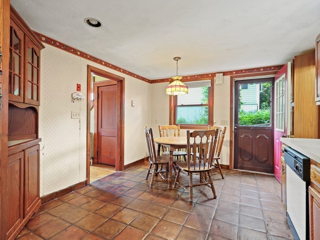 15 Searle Road Boston, MA 02132 - Photo 11 of 27