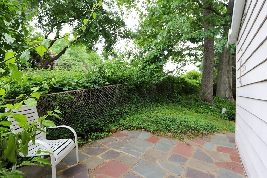 15 Searle Road Boston, MA 02132 - Photo 22 of 27