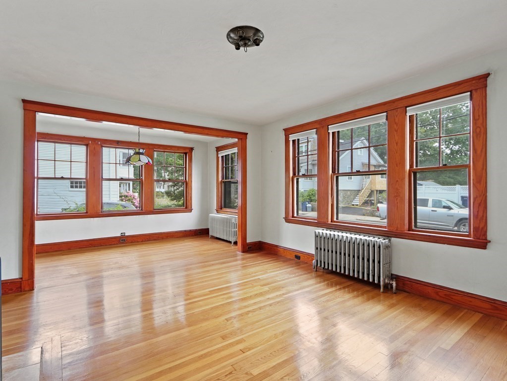 15 Searle Road Boston, MA 02132 - Photo 4 of 27