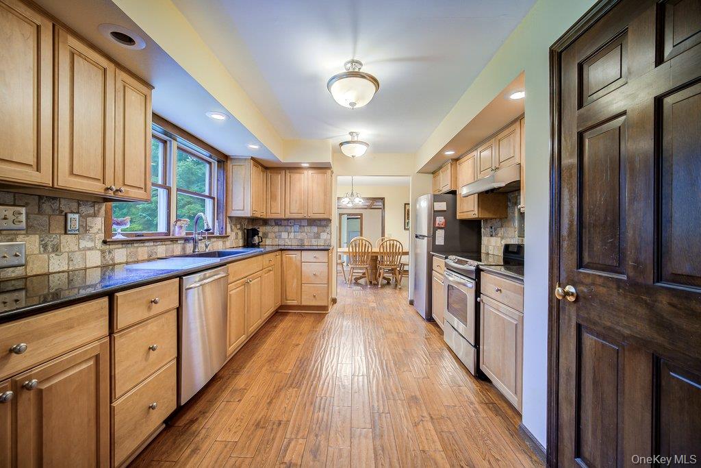 38 9 Partners Road Staatsburg, NY 12580 - Photo 12 of 45 Gallery Image 12