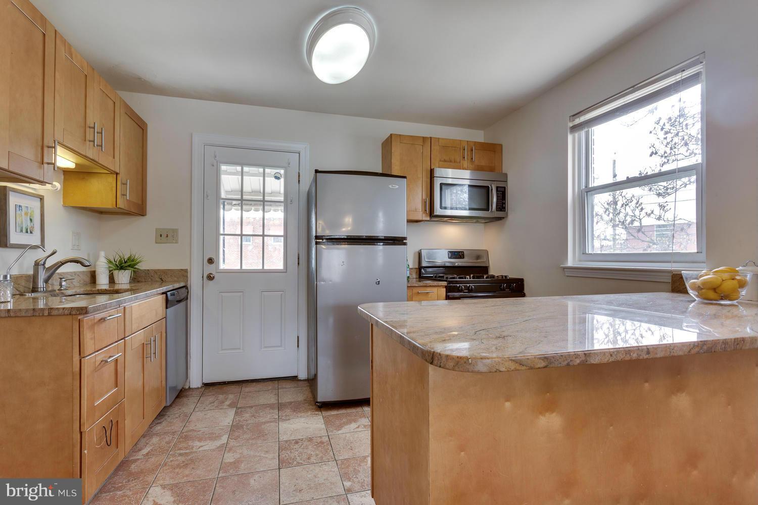 457 Riggs Road Northeast Washington, DC 20011 - Photo 6 of 12 Kitchen