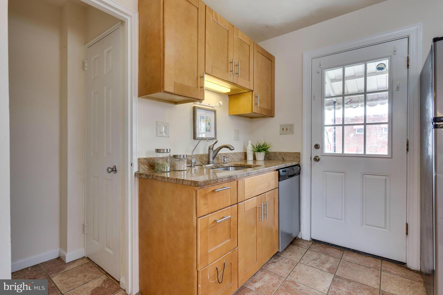 457 Riggs Road Northeast Washington, DC 20011 - Photo 7 of 12 Kitchen